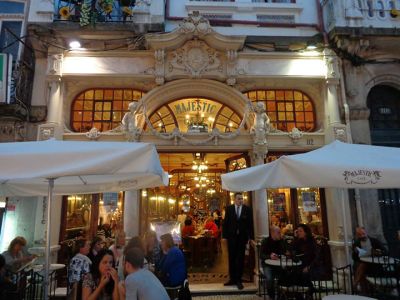 boyer_cafemajesticinsantacatarinastreet_oporto_portugal_2